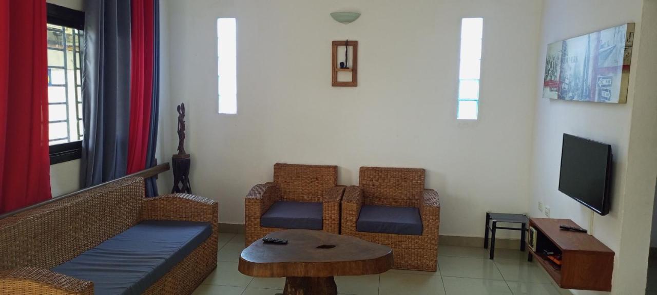 Maison De Vacances Maleh 克里比 外观 照片